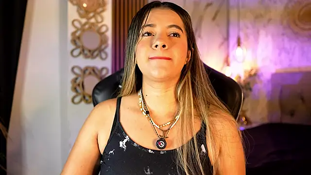 Snapshot of Leidy_2026 chatting on June 1, 1:02 pm Leidy 2026 online show from June 1, 1:02 pm