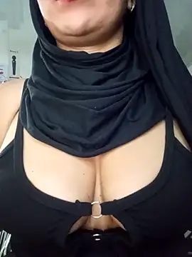 nadia  abaud online show from January 2, 5:14 am