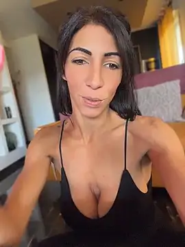 Yasmiinee online show from June 10, 10:36 am