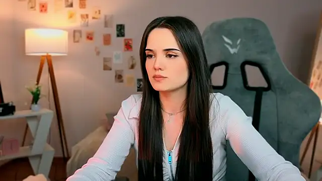 serenenov online show from April 26, 7:22 pm