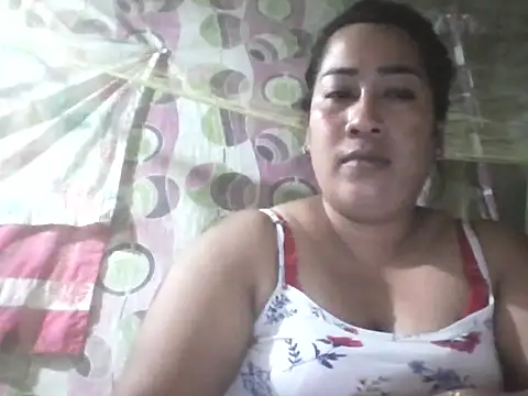 PinayAsh online show from April 28, 12:32 pm