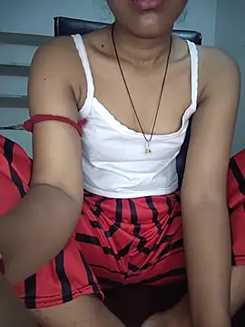 ESHA-LOVE online show from June 12, 11:35 pm