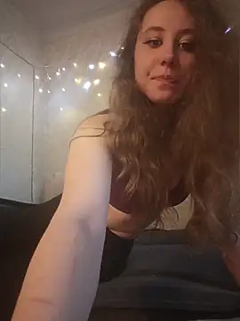 -NicoleSmith- online show from April 29, 3:16 pm