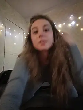 -NicoleSmith- online show from April 30, 1:50 pm