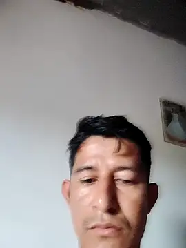 chicolargo17 online show from April 27, 11:41 am