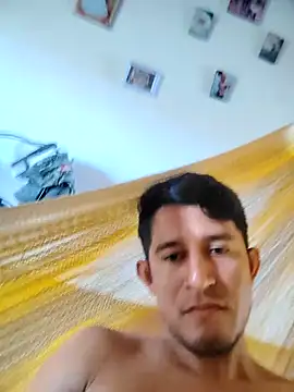 chicolargo17 online show from May 4, 2:46 pm