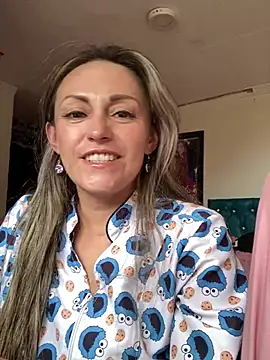 Snapshot of Angel_Nova_ chatting on July 21, 8:33 pm Angel Nova online show from July 21, 8:33 pm