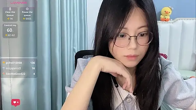Luna-666 online show from April 29, 5:30 pm
