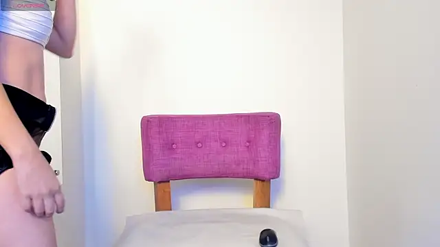 ALICEBLOOOM online show from April 30, 12:11 pm