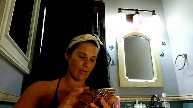 Snapshot of Vanessa_Valentine chatting on July 27, 3:08 pm Vanessa Valentine online show from July 27, 3:08 pm