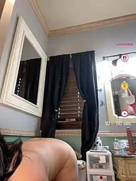 Snapshot of Vanessa_Valentine chatting on July 28, 3:21 pm Vanessa Valentine online show from July 28, 3:21 pm
