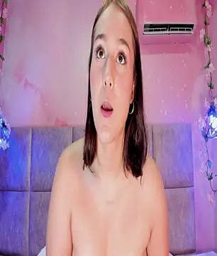 AmelieCooper online show from June 18, 7:51 pm