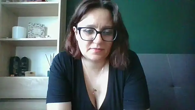 Snapshot of sensual_paris chatting on July 30, 5:28 am sensual paris online show from July 30, 5:28 am