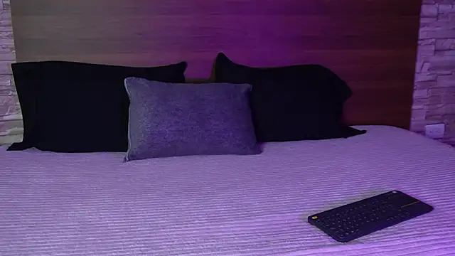 MarianaGiraldo online show from May 14, 4:08 am