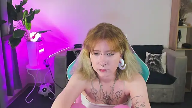 Elira Vane online show from June 25, 3:17 am