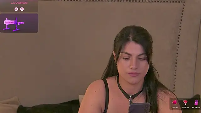 Snapshot of Sonya_Aysa chatting on June 20, 7:49 pm Sonya Aysa online show from June 20, 7:49 pm