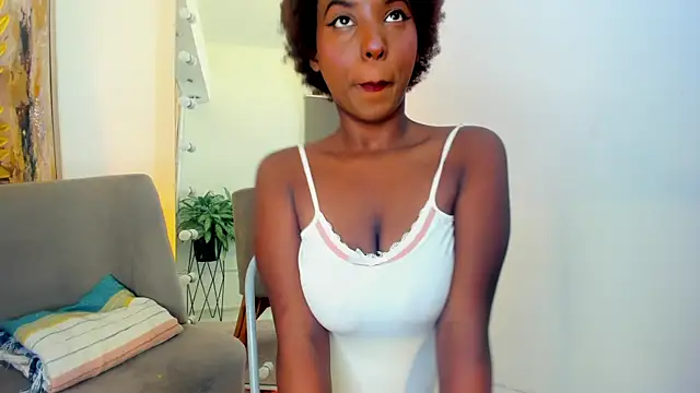 Kiara Curls online show from July 1, 11:34 am