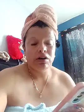 Samantha Kieran online show from May 21, 6:26 pm