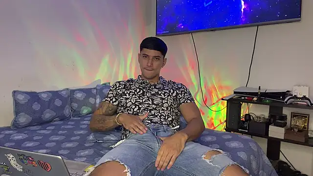 SexxxySquirterStev777 online show from June 19, 11:14 am