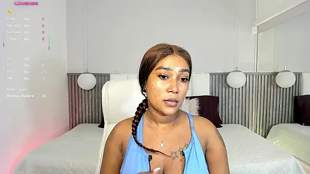 Snapshot of alessia_anderson chatting on April 15, 6:48 pm alessia anderson online show from April 15, 6:48 pm