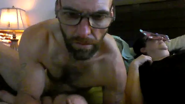 Snapshot of yourpersonalpeer1 chatting on June 7, 11:36 am yourpersonalpeer1 online show from June 7, 11:36 am