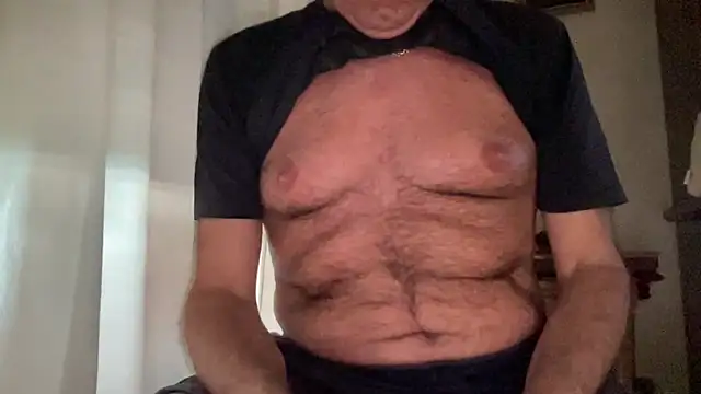henrybull007 online show from June 7, 12:42 pm