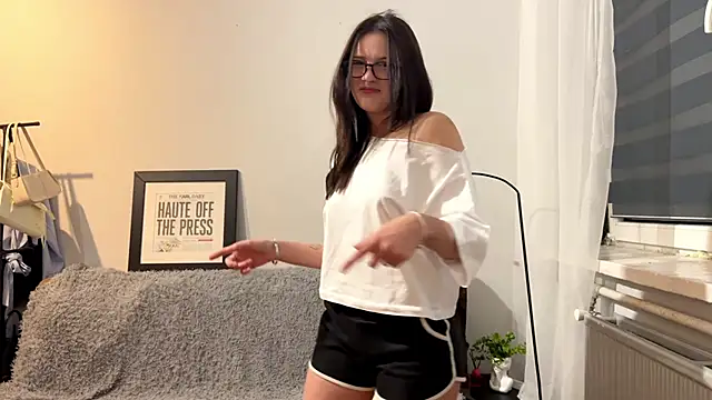 twilighttease online show from April 27, 9:35 pm