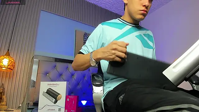 Ethanx18  online show from July 8, 3:44 am