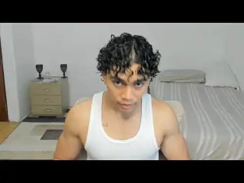 Snapshot of mateo_jack chatting on May 21, 1:18 pm mateo jack online show from May 21, 1:18 pm