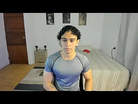 Snapshot of mateo_jack chatting on June 1, 1:02 pm mateo jack online show from June 1, 1:02 pm