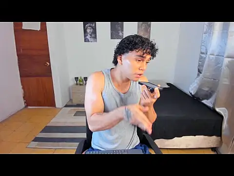 Snapshot of mateo_jack chatting on July 19, 4:22 pm mateo jack online show from July 19, 4:22 pm
