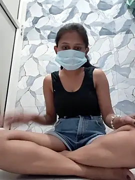 sassyygurl online show from May 11, 4:04 pm