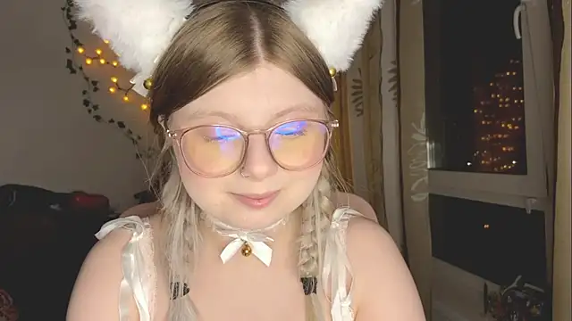 YukiBlush online show from June 16, 8:22 pm