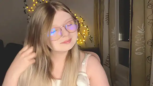 YukiBlush online show from July 16, 10:05 pm