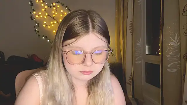 YukiBlush online show from July 17, 9:19 pm