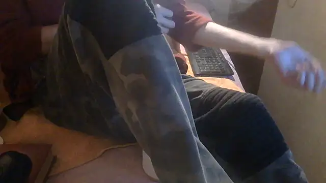Snapshot of SamuelTal chatting on July 21, 7:16 pm SamuelTal online show from July 21, 7:16 pm