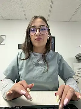 Sweet Milaa1 online show from July 22, 7:38 pm