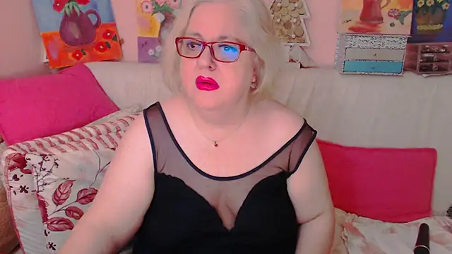 Maturelove xxx online show from June 12, 7:02 pm
