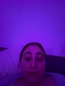 Taylormillie471 online show from May 12, 11:24 pm
