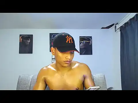 Ian Arcia online show from June 2, 11:18 pm