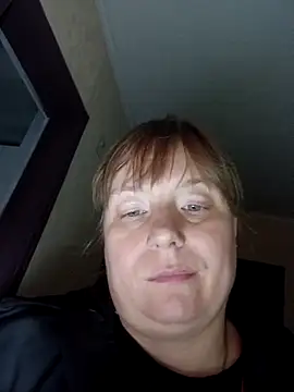 MikkiLove777 online show from May 2, 12:37 am