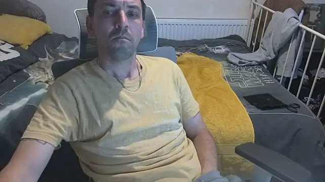 Tracky 66 online show from April 28, 11:54 pm