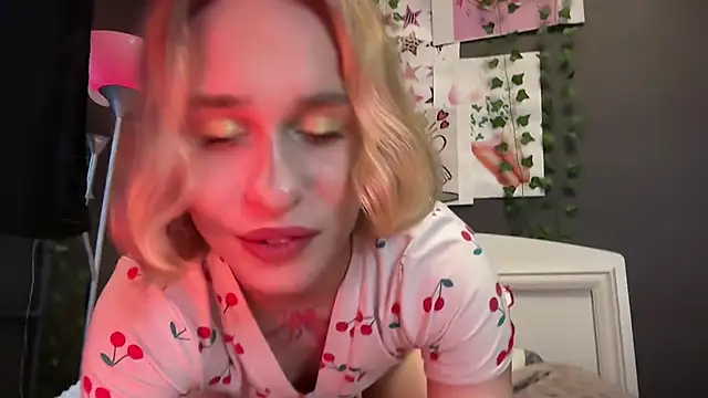 Miss Amy00 online show from June 9, 5:13 pm