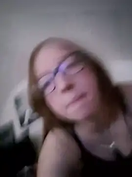 Freaky-Doll online show from May 4, 4:58 pm