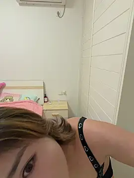 Sunnyday 521 online show from May 18, 4:46 pm