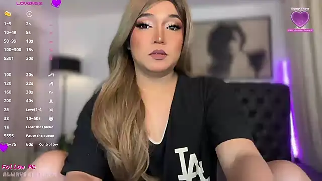 Snapshot of Sensual_Ekang chatting on June 28, 3:18 pm Sensual Ekang online show from June 28, 3:18 pm