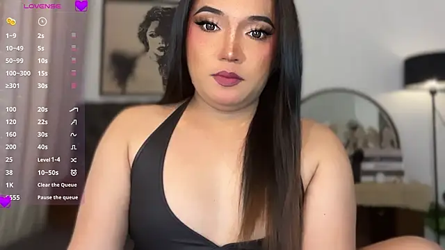 Snapshot of Sensual_Ekang chatting on August 6, 8:33 pm Sensual Ekang online show from August 6, 8:33 pm