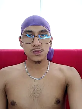 Lil black009 online show from May 25, 3:18 pm