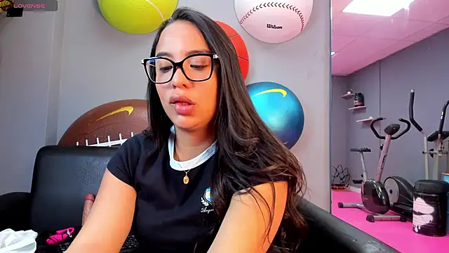 Snapshot of Aluna2_ chatting on June 24, 12:15 pm Aluna2 online show from June 24, 12:15 pm
