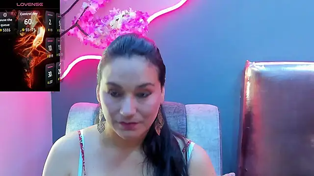 Elizabeth bennett online show from May 28, 7:55 pm